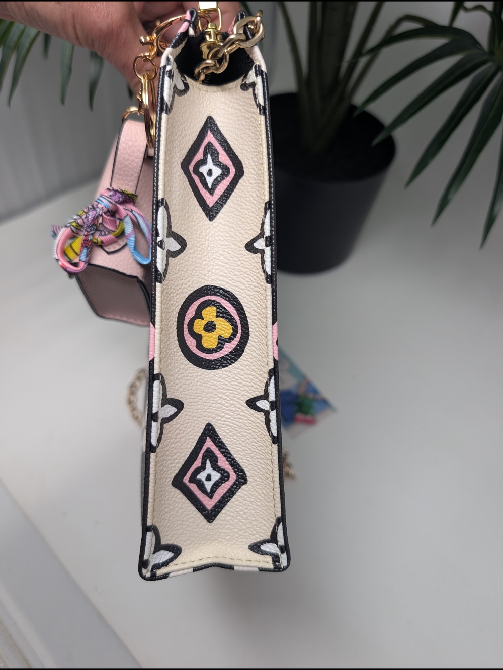 Louis Vuitton LIMITED WILD AT HEART‎ TOILETRY 26, with Conversion Crossbody - Picture 5 of 14